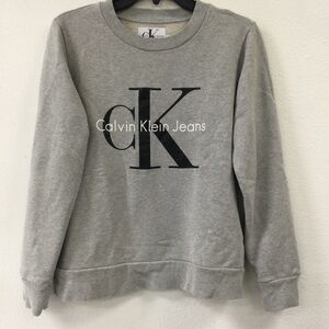 Calvin Klein sweatshirt